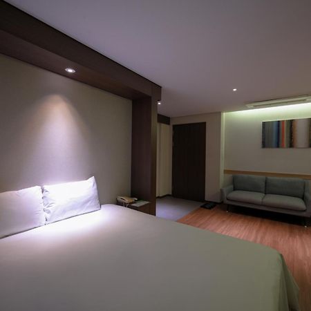 Astar Hotel Jeju Eksteriør billede