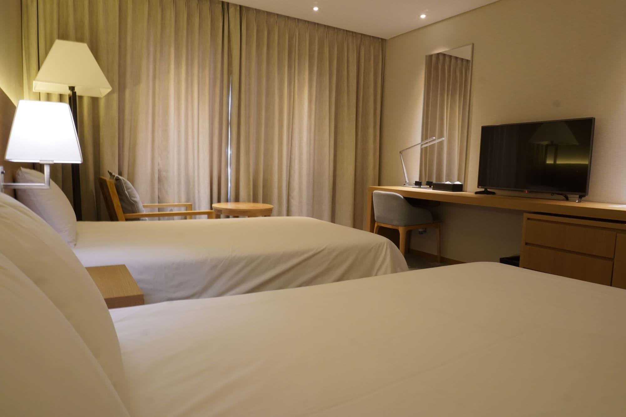 Astar Hotel Jeju Eksteriør billede