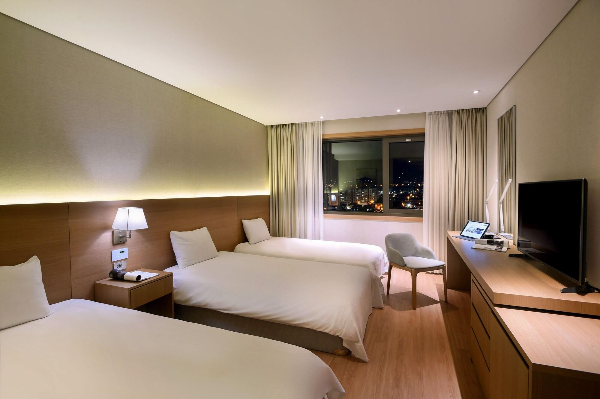 Astar Hotel Jeju Eksteriør billede