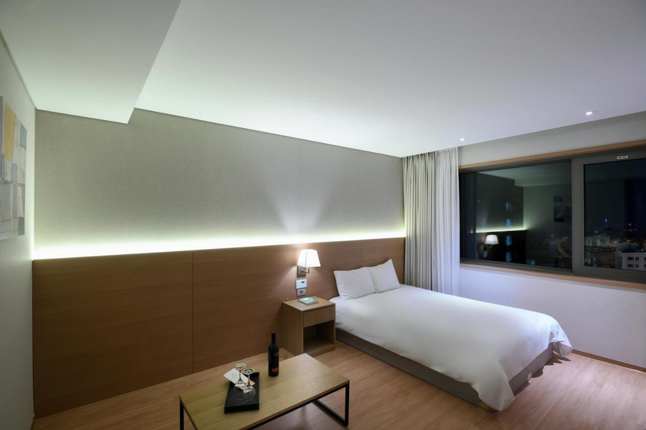 Astar Hotel Jeju Eksteriør billede